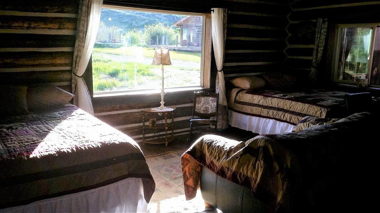 Creek Cabin Gardiner Luaran gambar