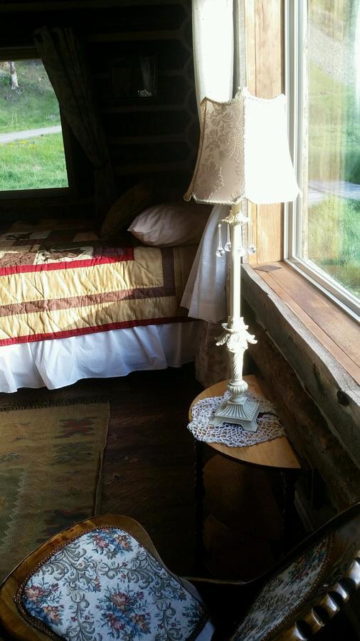 Creek Cabin Gardiner Luaran gambar